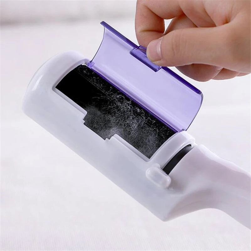 Electrostatic Pet Hair & Dust Remover Brush